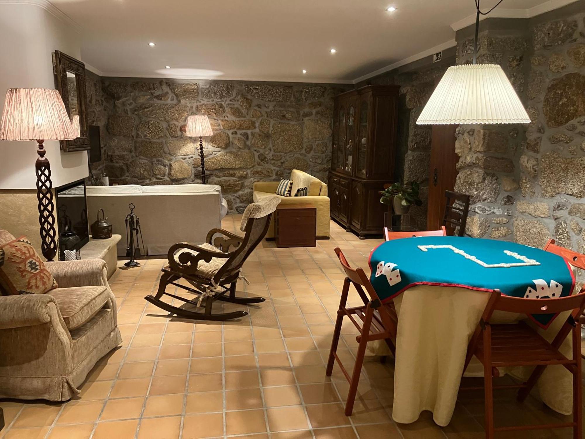 Bergui Guesthouse - Em Guimaraes Desde 2017 Luaran gambar