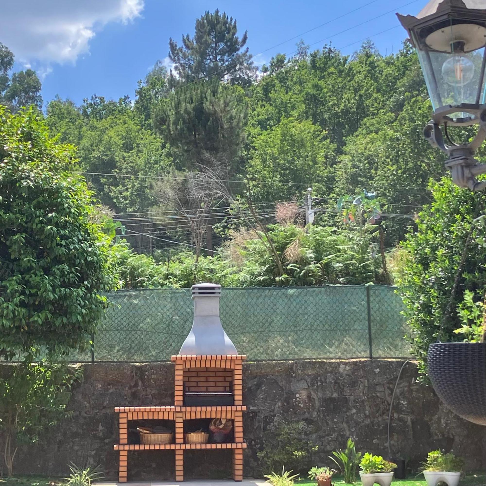 Bergui Guesthouse - Em Guimaraes Desde 2017 Luaran gambar