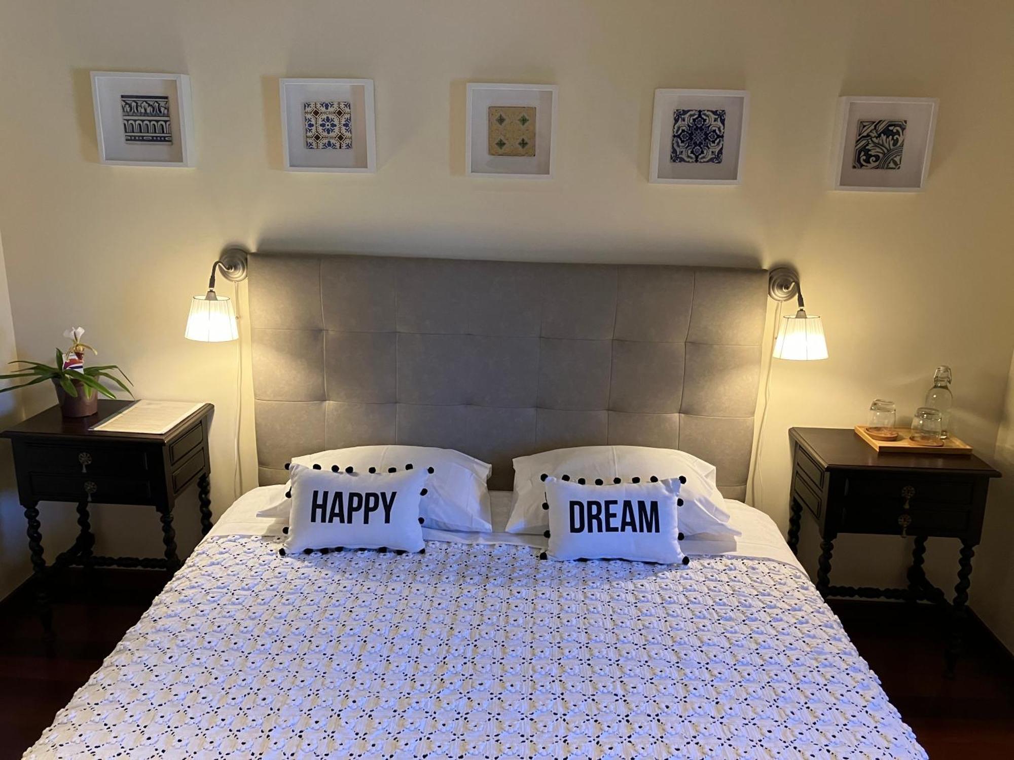 Bergui Guesthouse - Em Guimaraes Desde 2017 Luaran gambar